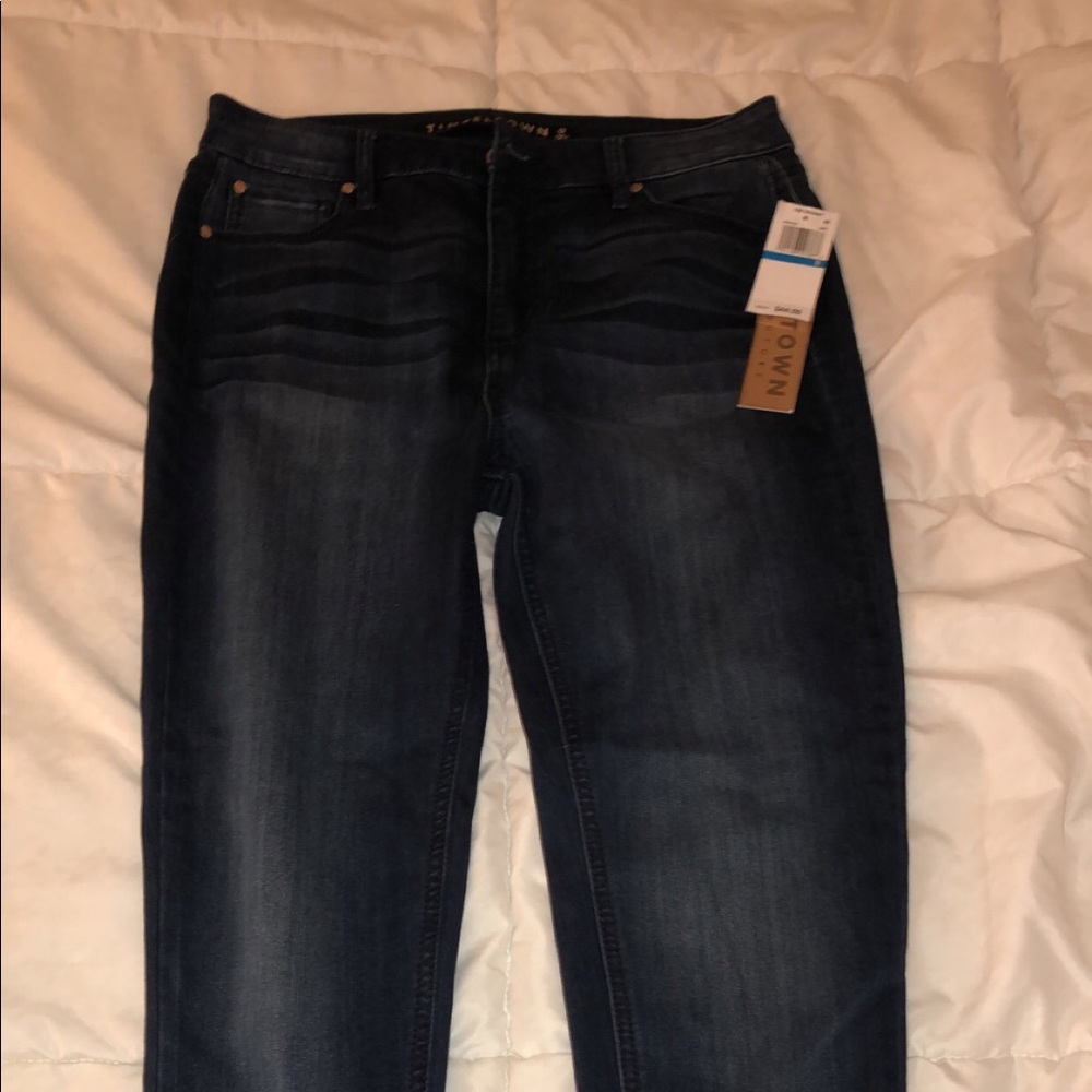 Dark skinny jeans size 9 new with tags